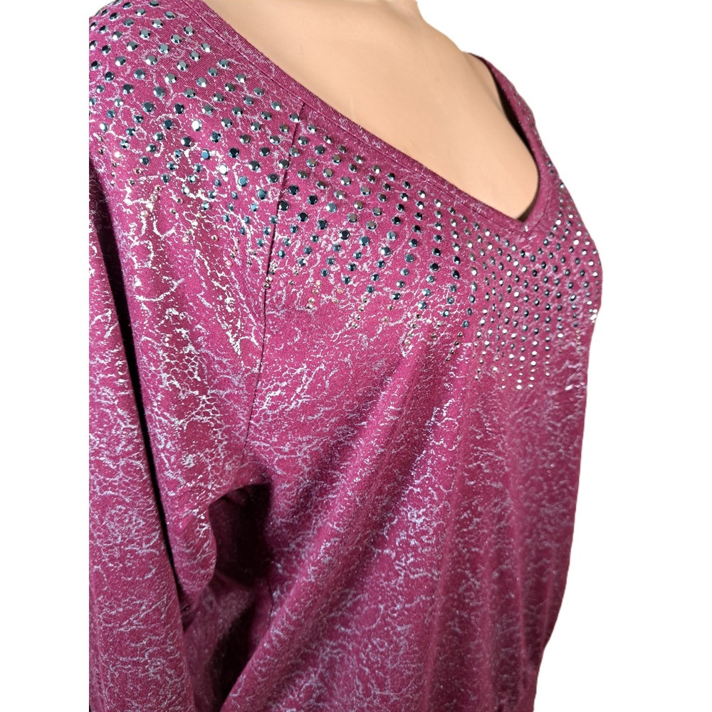 Gloria Vanderbilt Burgundy Silver Foil Rhinestone V-Neck Top Small Long‎ Sleeve